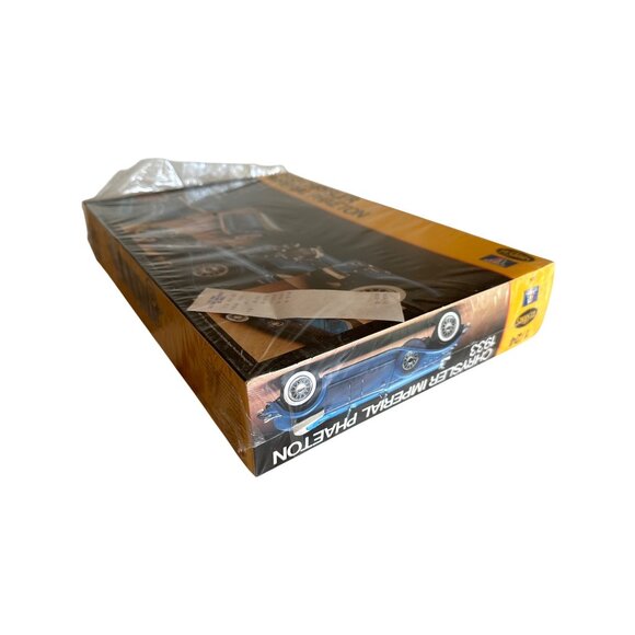 Testors 1/24 Scale 1933 Chrysler Imperial Phaeton Model Kit Unassembled Ages 10+ - Picture 5 of 8